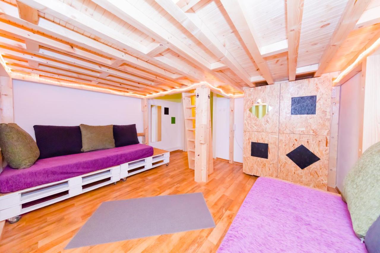 Appartamento Cloud 9 House Bucarest Esterno foto